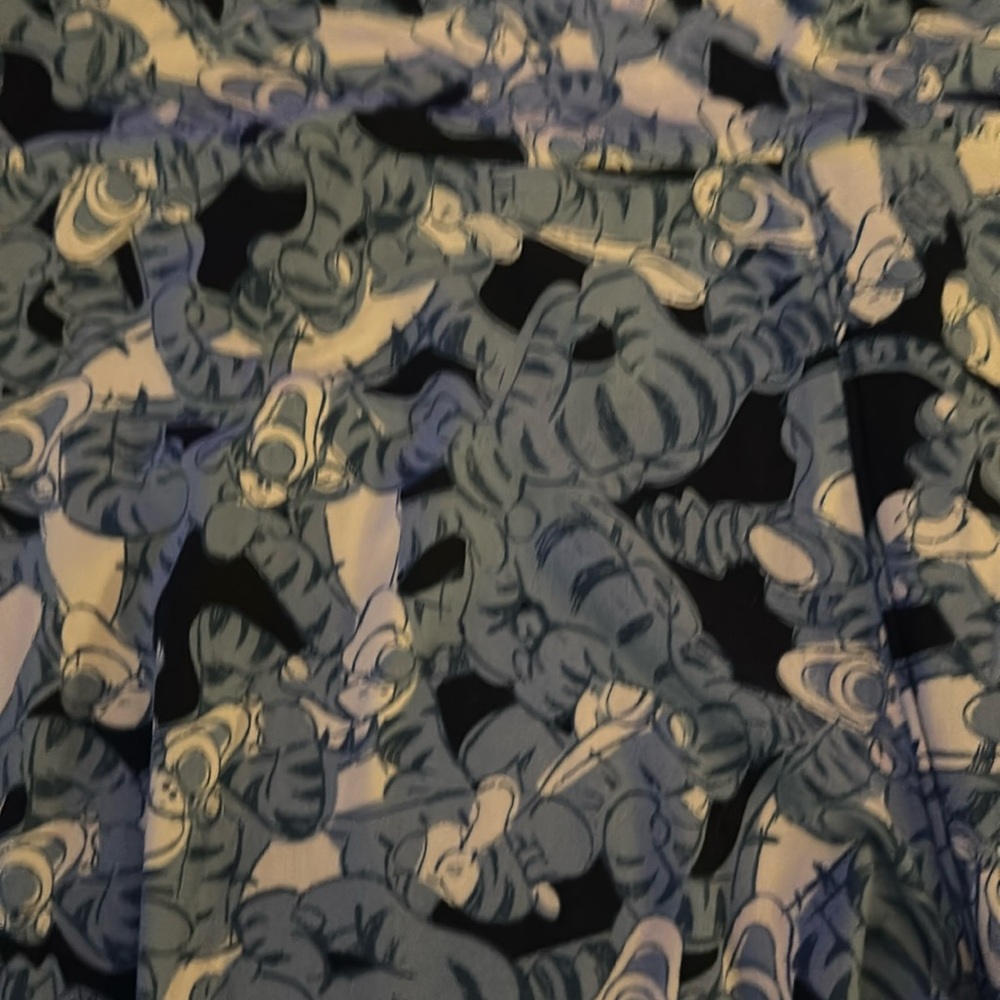 Lularoe tall & curvy tigger from pooh bear leggings